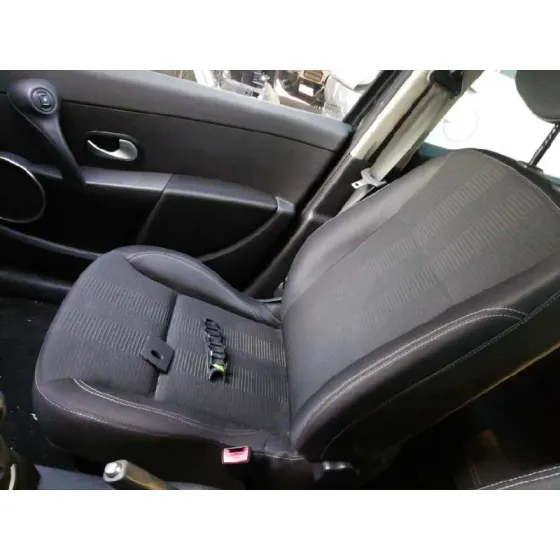 RENAULT CLIO III '2010 AUTHENTIQUE NEGRO