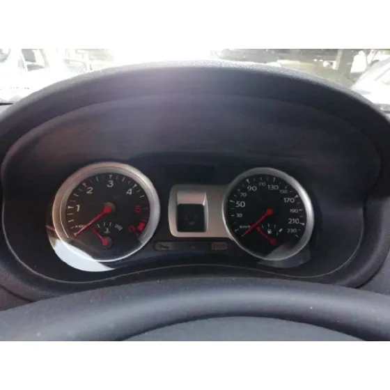 RENAULT CLIO III '2010 AUTHENTIQUE NEGRO
