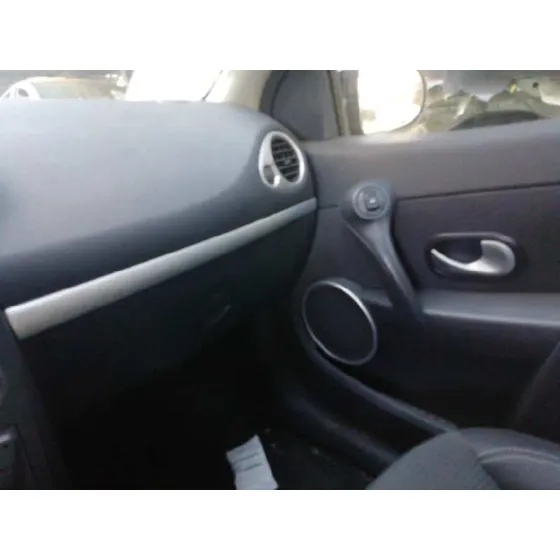 RENAULT CLIO III '2010 AUTHENTIQUE NEGRO