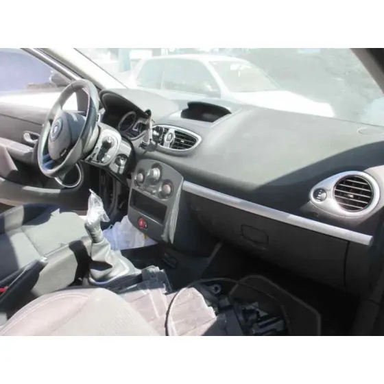 RENAULT CLIO III '2010 1.5 DCI DIESEL FAP GRIS