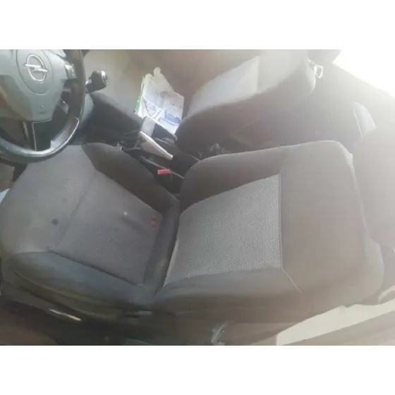 OPEL ZAFIRA B '2010 COSMO GRIS