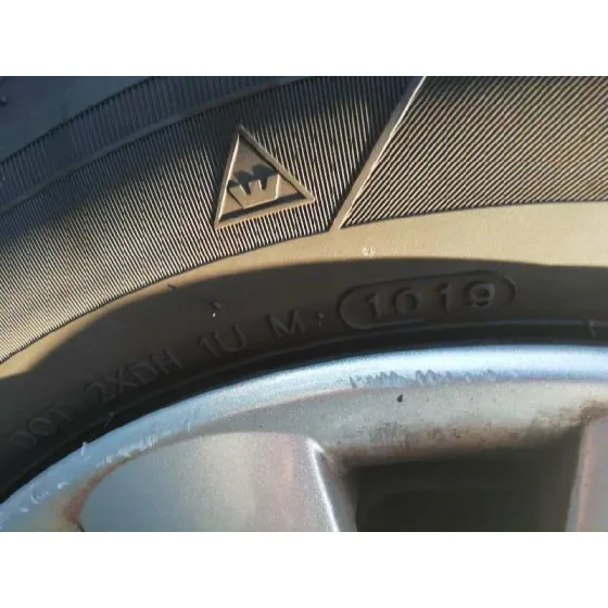 VOLKSWAGEN GOLF IV BERLINA (1J1) '2001 BASICO AZUL