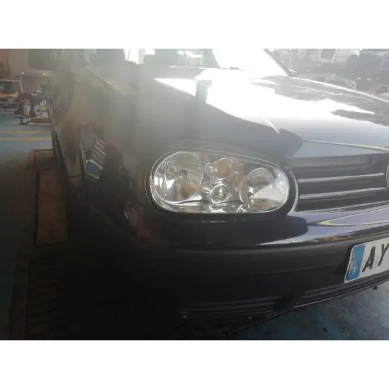 VOLKSWAGEN GOLF IV BERLINA (1J1) '2001 BASICO AZUL