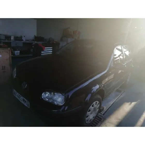 VOLKSWAGEN GOLF IV BERLINA (1J1) '2001 BASICO AZUL