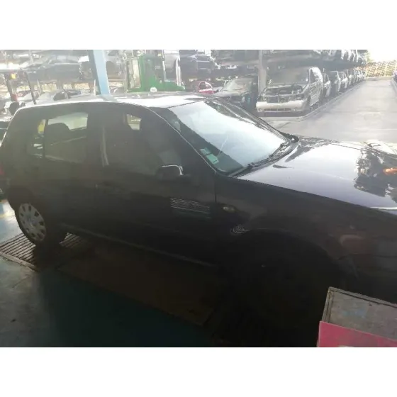VOLKSWAGEN GOLF IV BERLINA (1J1) '2001 BASICO AZUL