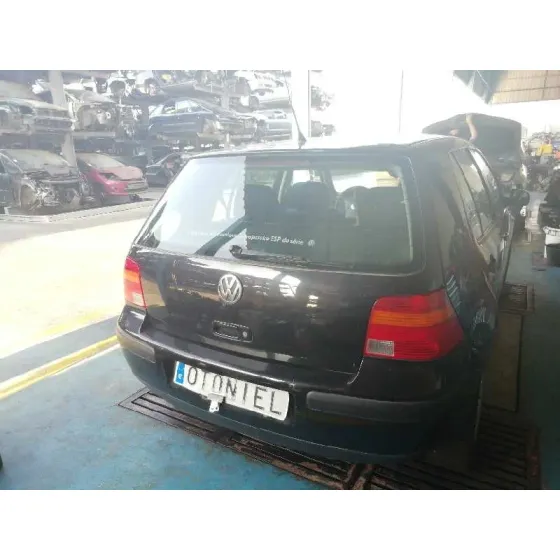 VOLKSWAGEN GOLF IV BERLINA (1J1) '2001 BASICO AZUL