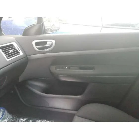 PEUGEOT 307 BREAK / SW (S1) '2005 1.6 HDI MARRON