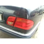 MERCEDES-BENZ CLASE E (W210) BERLINA MERCEDES CLASE E (W210) BERLINA '1999 200 (210.035) AZUL MARINO 1995