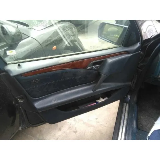 MERCEDES CLASE E (W210) BERLINA '1999 200 (210.035) AZUL MARINO