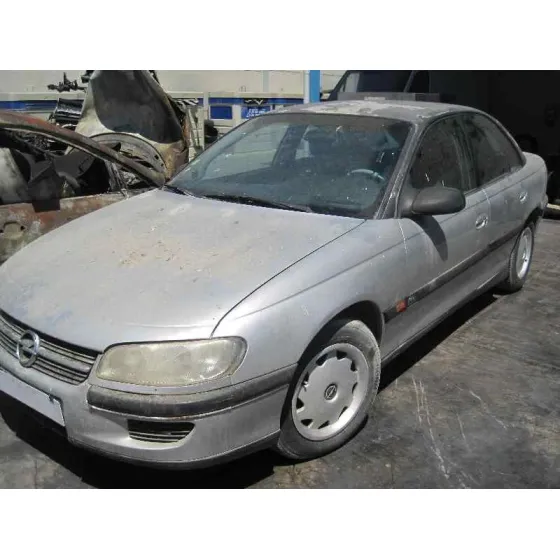 OPEL OMEGA B '1996 CD BERLINA GRIS