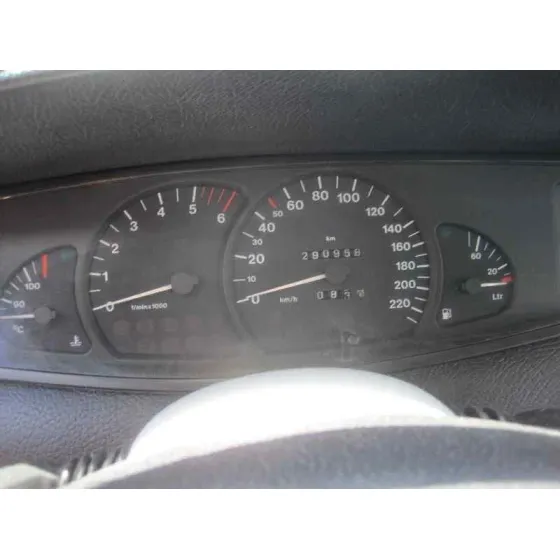 OPEL OMEGA B '1996 CD BERLINA GRIS