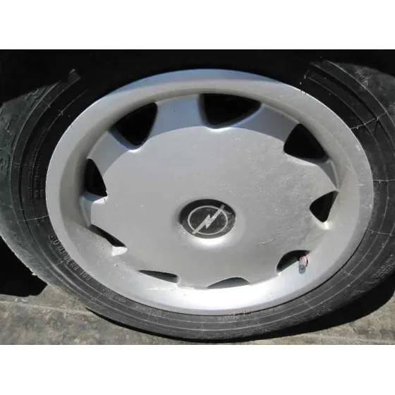 OPEL OMEGA B '1996 CD BERLINA GRIS