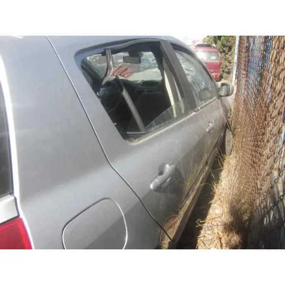 RENAULT CLIO III '2007 AUTHENTIQUE PLATA