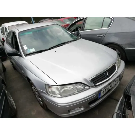 HONDA ACCORD BERLINA (CG7-9/CH1-7) '1999 1.8I ES (CG8) PLATA