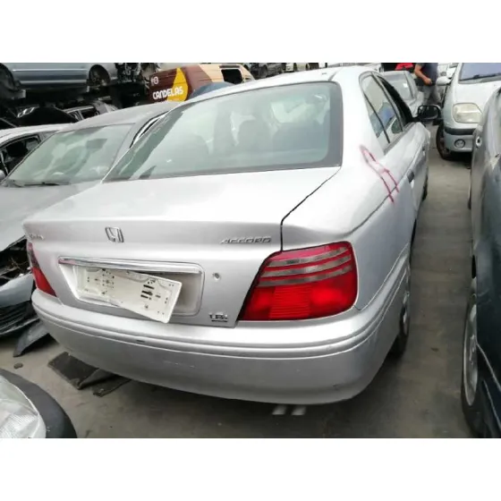 HONDA ACCORD BERLINA (CG7-9/CH1-7) '1999 1.8I ES (CG8) PLATA