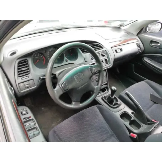HONDA ACCORD BERLINA (CG7-9/CH1-7) '1999 1.8I ES (CG8) PLATA