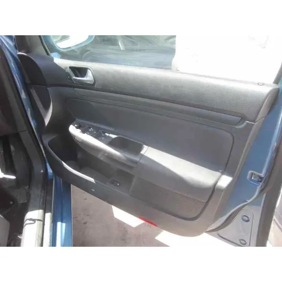 VOLKSWAGEN GOLF V BERLINA (1K1) '2005 * AZUL