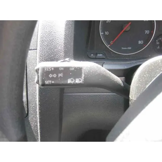 VOLKSWAGEN GOLF V BERLINA (1K1) '2005 * AZUL