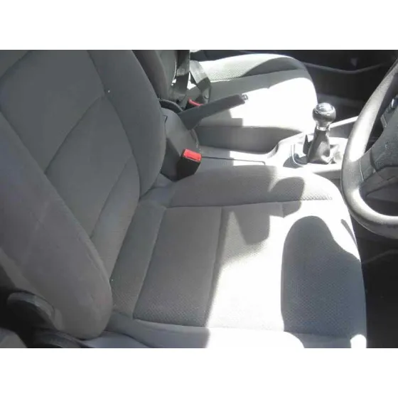 VOLKSWAGEN GOLF V BERLINA (1K1) '2005 * AZUL