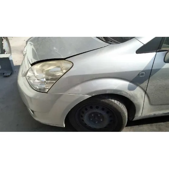 TOYOTA COROLLA VERSO (R1) '2007 2.2 TURBODIESEL CAT PLATA