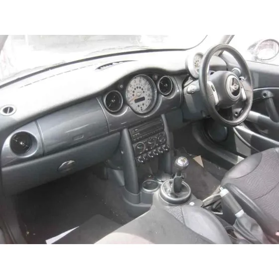 MINI MINI (R50,R53) '2001 * PLATA