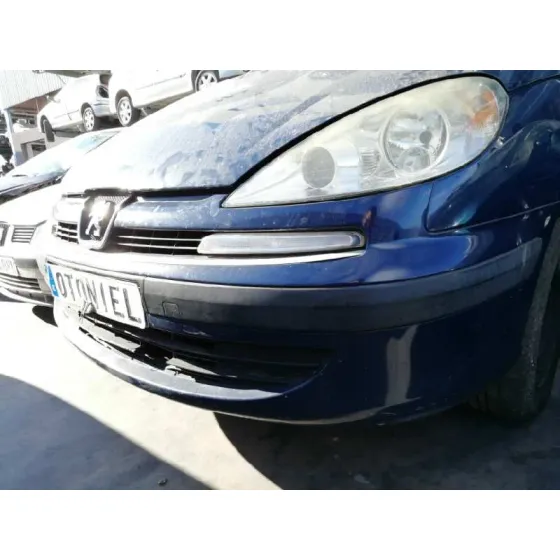 PEUGEOT 807 '2003 2.2 HDI FAP CAT (4HW) AZUL