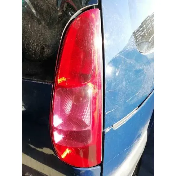 PEUGEOT 807 '2003 2.2 HDI FAP CAT (4HW) AZUL