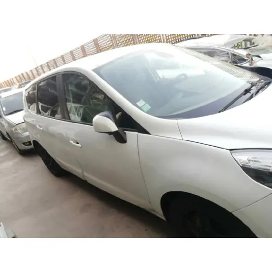 RENAULT SCENIC III '2011 1.5 DCI DIESEL FAP BLANCO