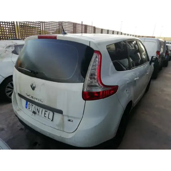 RENAULT SCENIC III '2011 1.5 DCI DIESEL FAP BLANCO