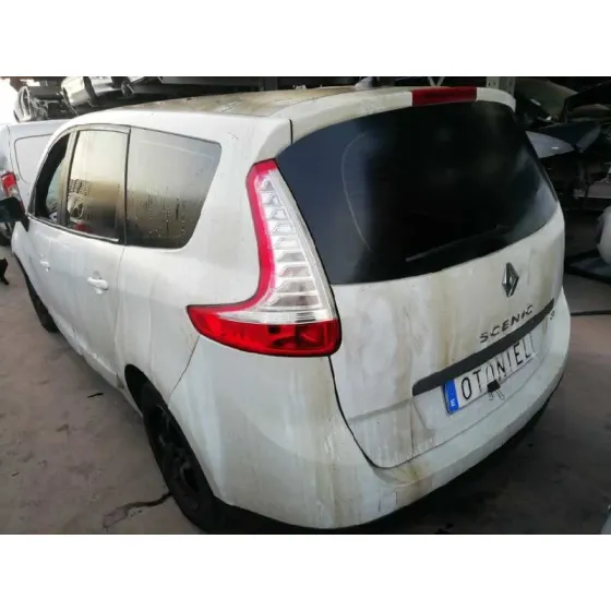 RENAULT SCENIC III '2011 1.5 DCI DIESEL FAP BLANCO