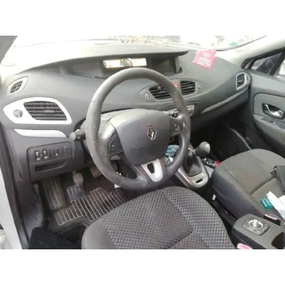 RENAULT SCENIC III '2011 1.5 DCI DIESEL FAP BLANCO