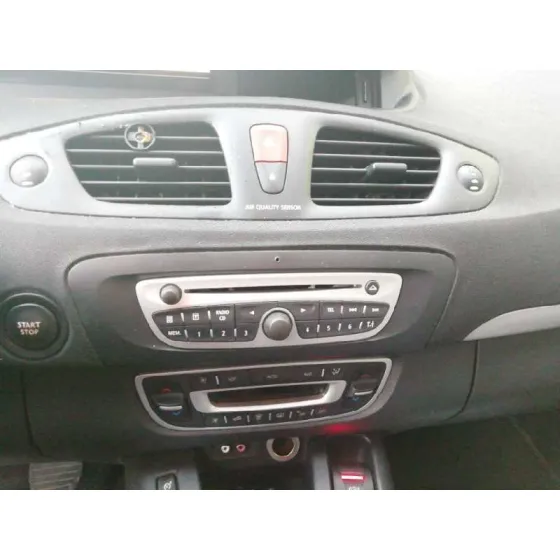 RENAULT SCENIC III '2011 1.5 DCI DIESEL FAP BLANCO
