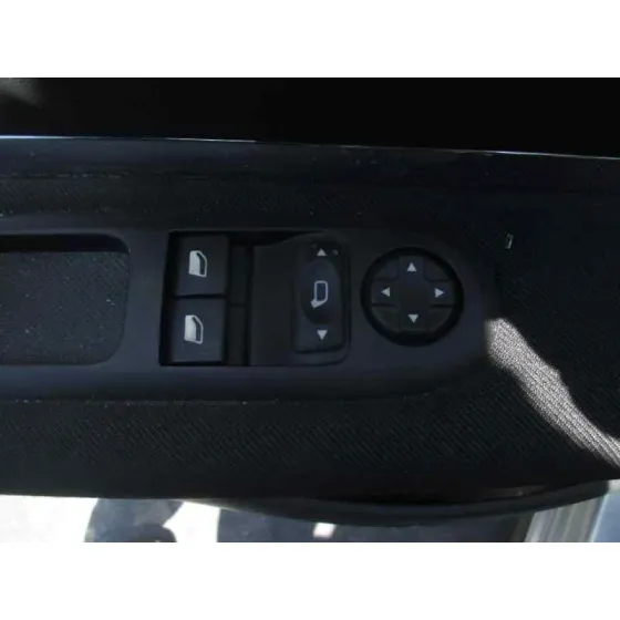 PEUGEOT 3008 '2011 1.6 HDI FAP PLATA
