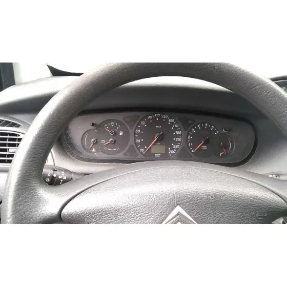 CITROEN C5 BERLINA '2001 2.0 HDI SX GRIS OSCURO