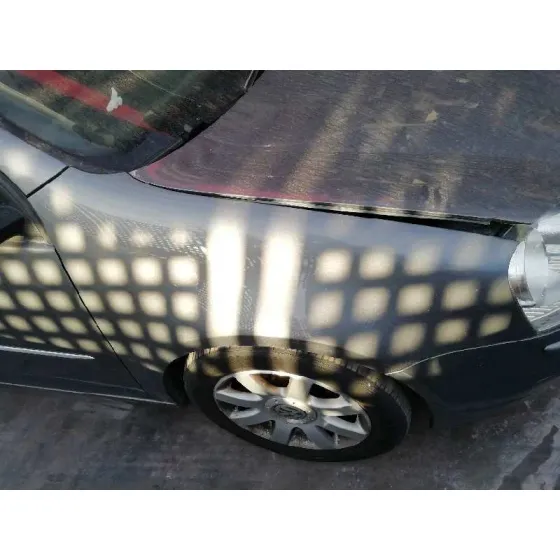 VOLKSWAGEN GOLF V BERLINA (1K1) '2006 1.6 GRIS OSCURO