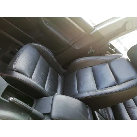 VOLKSWAGEN GOLF V BERLINA (1K1) '2006 1.6 GRIS OSCURO
