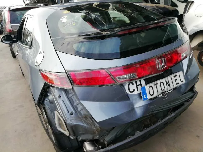 HONDA CIVIC BERLINA 5 (FK) '2007 2.2 I-CTDI COMFORT GRIS