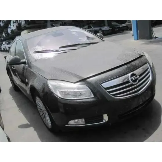 OPEL INSIGNIA BERLINA '2011 COSMO NEGRO