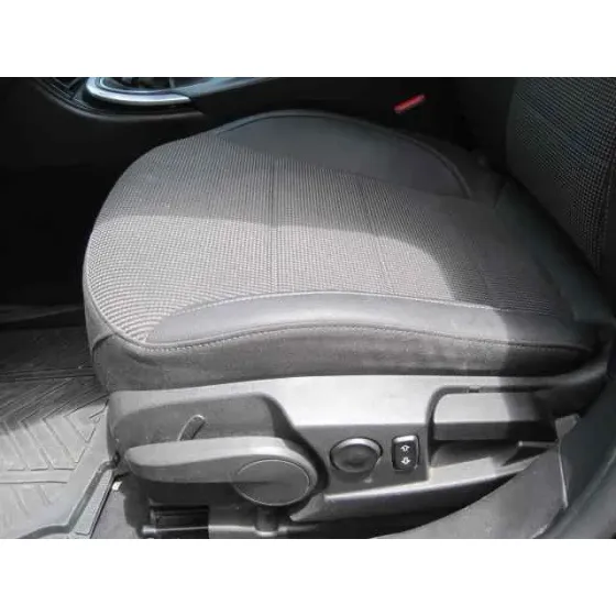 OPEL INSIGNIA BERLINA '2011 COSMO NEGRO
