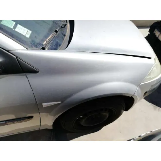 RENAULT MEGANE II BERLINA 3P '2006 CONFORT AUTHENTIQUE GRIS