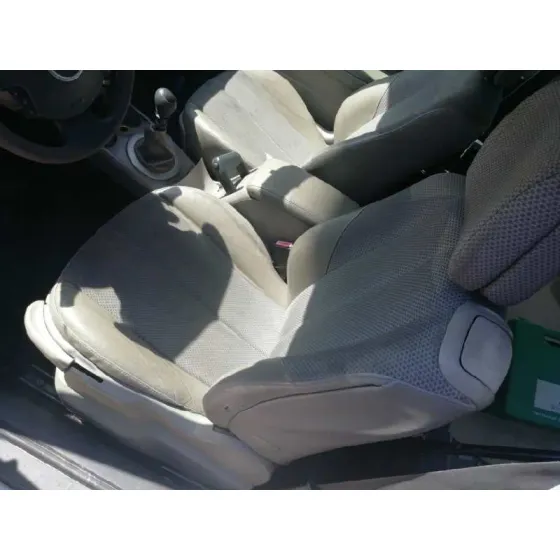 RENAULT MEGANE II BERLINA 3P '2006 CONFORT AUTHENTIQUE GRIS