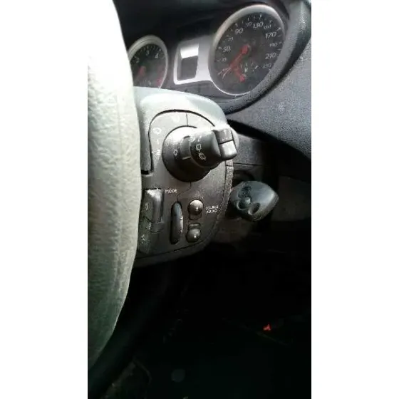 RENAULT CLIO III '2011 EXPRESSION GRIS