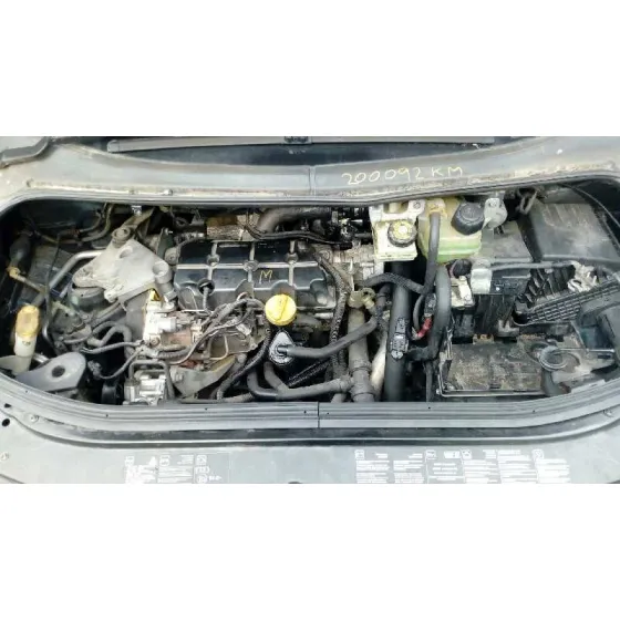 RENAULT ESPACE IV (JK0) '2005 * NEGRO