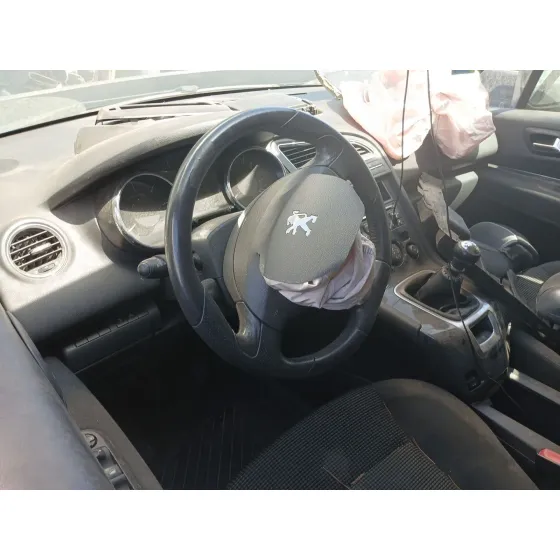 Peugeot 5008 (0U_, 0E_) 2009