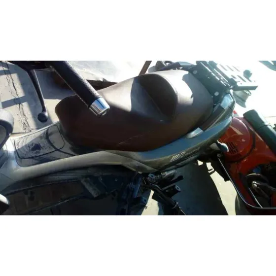 PIAGGIO (VESPA) MP3 '2011 500IE BUSINESS ERL/LT GRIS