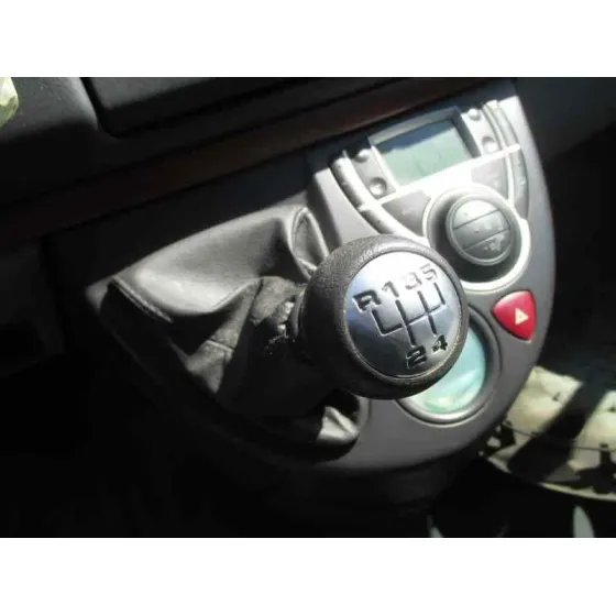 CITROEN C8 '2002 2.0 HDI SX PLATA