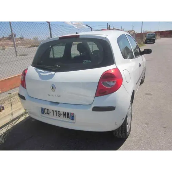RENAULT CLIO III '2008 AUTHENTIQUE BLANCO