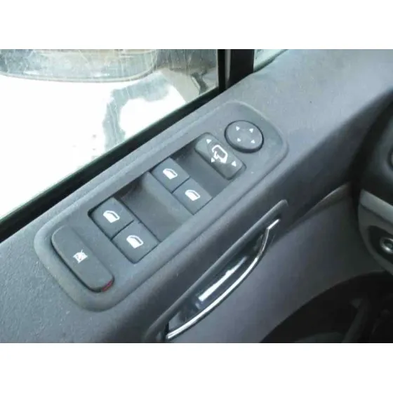 PEUGEOT 807 '2012 2.0 16V HDI FAP CAT (RHR / DW10BTED4) GRIS