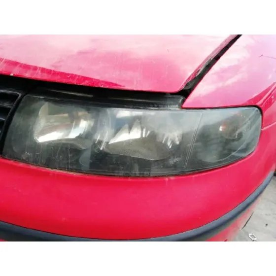 SEAT LEON (1M1) '2000 STELLA ROJO