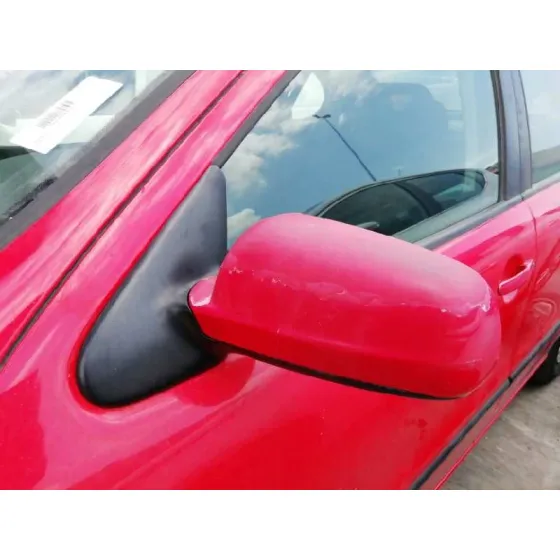 SEAT LEON (1M1) '2000 STELLA ROJO